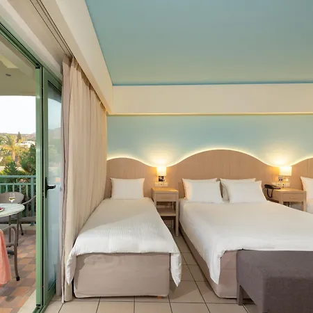 Курортный комплекс Star Village & Water Park 4*